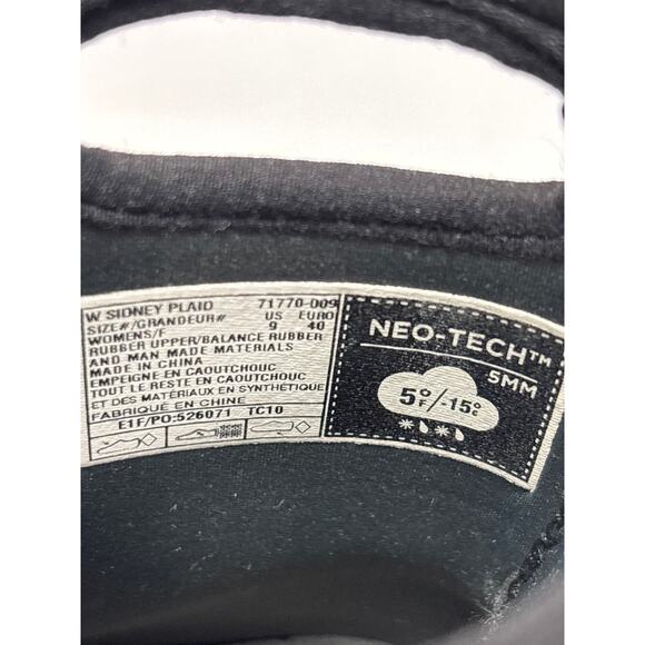 BOGS Neo-Tech Waterproof Rain / Barn Boots with Purple/Black Plaid Pattern Size9 - Picture 7 of 7